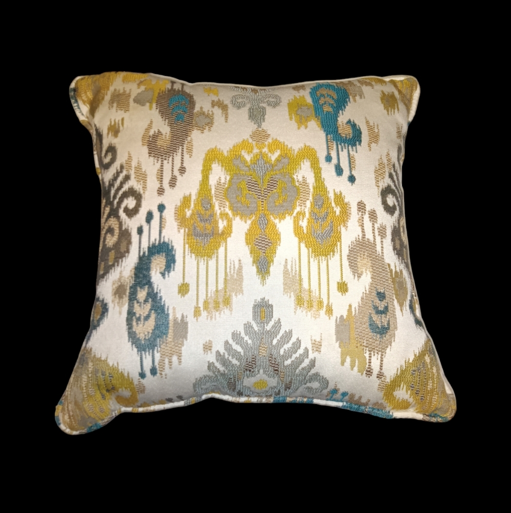 Throw pillow